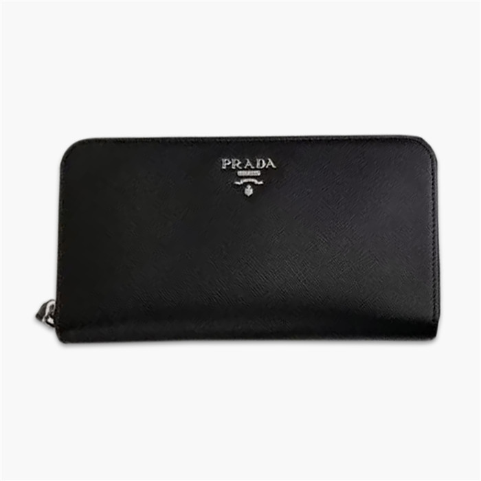 【原版皮】普拉达/Prada 拉链钱夹，选用十字纹小牛皮裁制而成，正面点缀银色散字徽标，尽显高档时尚，低调而又奢华，款号：1ML506