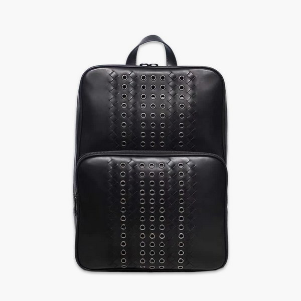 【原版皮】宝缇嘉/BV 男士双肩包，融合VN Eyelets工艺新颖呈现，光滑打蜡小牛皮基底上，大号金属孔眼条纹和intrecciato编织图案交织呈现，相映成趣，款号：80186608A