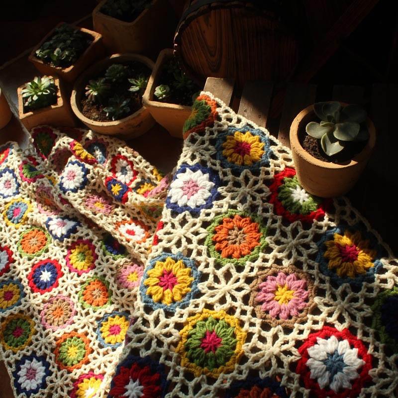 Handmade Round Daisy Crochet Flower Wool Blanket