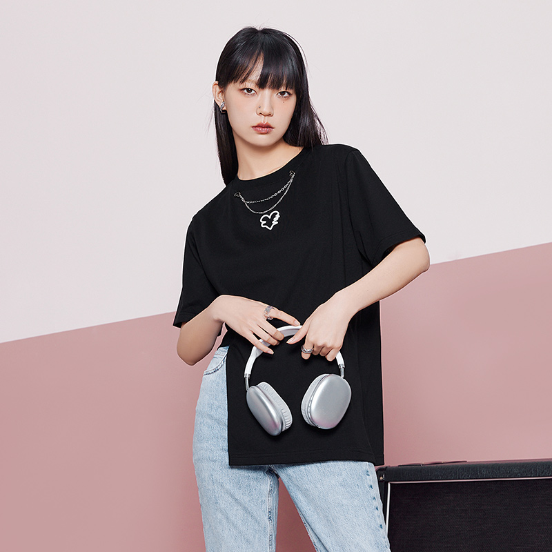 five SEMIR Short-Sleeved T-Shirt Women Love Irregular Show Legs Long Sweet And Cool 2022 Summer New Loose Embroidery Top Niche