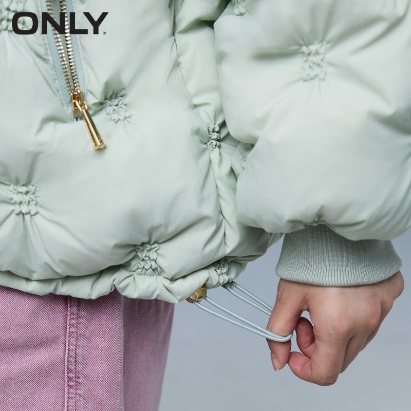 目目 fifteen ONLY winter new ladies windproof high neck pleated short puff down jacket women | 121423008