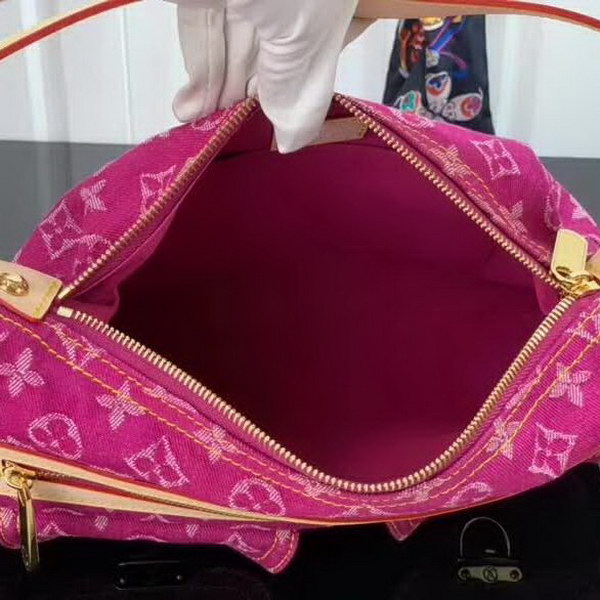 【原版皮】路易威登/LV 中古系列牛仔布手提包，选用丹宁材质铺陈Monogram图案，彰显手袋的同时囊括功能性细节，精巧点缀金色金属件，款号：M44464