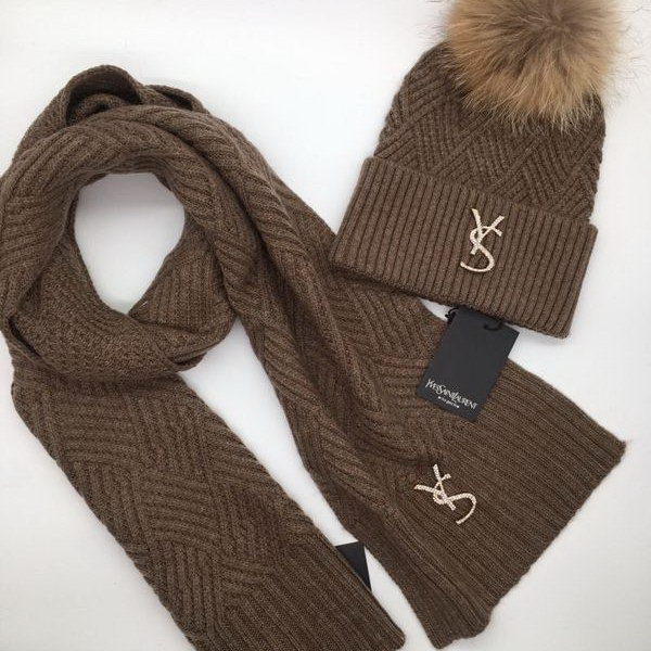 官网同步20秋季最新款-YSL二​件套系‌列 围巾‎，帽子经‌典‎系‎列，精​致美感，精选毛线，手感超柔软，冬季必备款