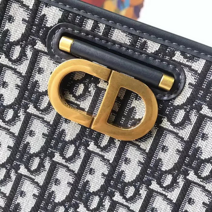 【原版皮】迪奥/Dior 肩背包，选用Oblique提花帆布搭配同色系牛皮皮革裁制而成，饰以CD徽标锁扣