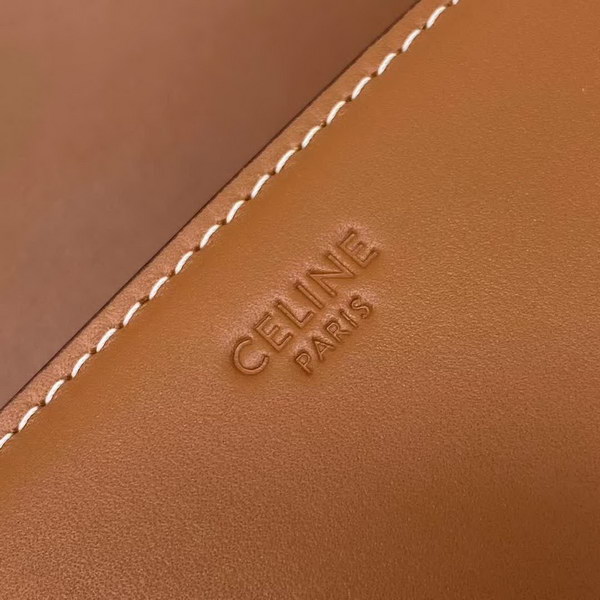 【原版皮】赛琳/Celine Maillon肩背包，简约无多余的修饰，高级的质感，Logo五金镂空设计增添包的独特，一见倾心，外牛皮，内衬羊皮，款号：191343