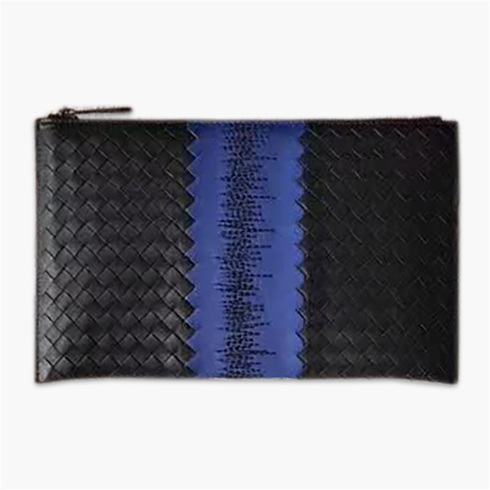 【原版皮】宝缇嘉/Bottega Veneta 手包，经典爆款，选用打蜡牛皮裁制而成，点缀刺绣格纹图案，款号：30629