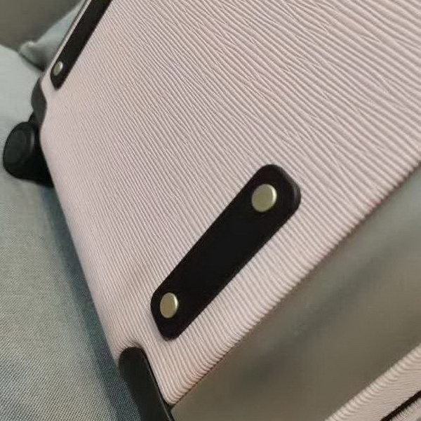 路易威登/LV 旅行箱，釆用经典水波纹系列，变色皮，铝制宽拉杆时尚大气，独特设计理念，时尚潮流，众多明星同款