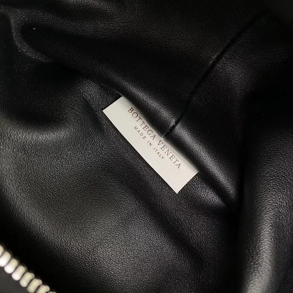 【原版皮】宝缇嘉/BV 打结包，饺子称号，仙女一定要入手，日常百搭，容量实在优秀，质感好的没得说，很能装哦，款号：629635