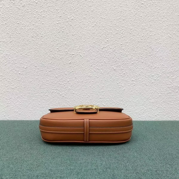 【原版皮】赛琳/Celine Maillon肩背包，简约无多余的修饰，高级的质感，Logo五金镂空设计增添包的独特，一见倾心，外牛皮，内衬羊皮，款号：191343