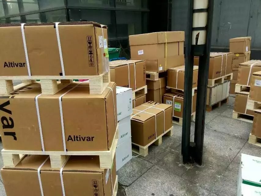 ATS01N209QN Schneider Soft starter 4 KW Brandy Original Factory Sealed New