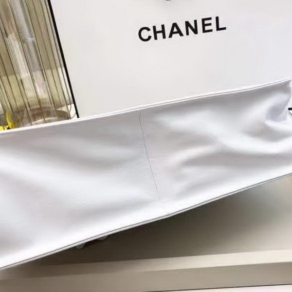 【原版皮】香奈儿/Chanel 大Logo全皮购物包，实用型设计理念，进口小牛皮，大容量，日常上班A4文件妥妥的，大小正好款式也不挑服装 ，休闲，裙装都可轻松驾驭，款号： AS1943