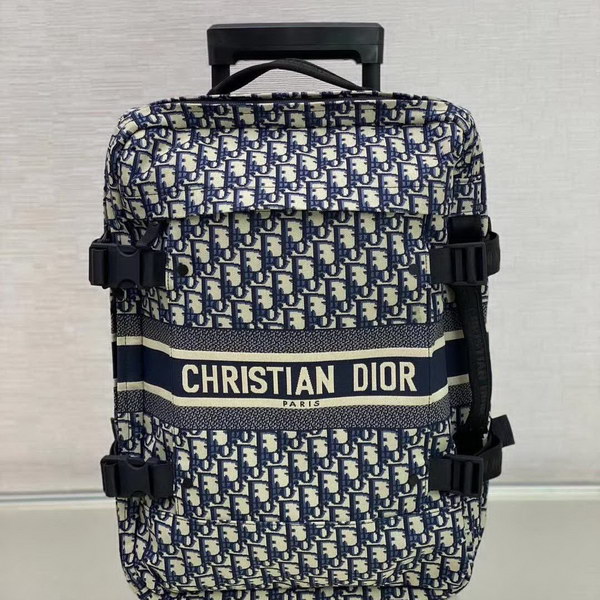 【原版皮】迪奥/Dior oblique 旅行箱，经典特制oblique老花布料自带高级感，因为是特制面料 所以箱子很轻，面料不会皱皱的哦，尺寸符合国际登机标准，容量颜值通通在线
