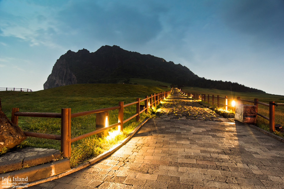 商品默认相册图片数量很多