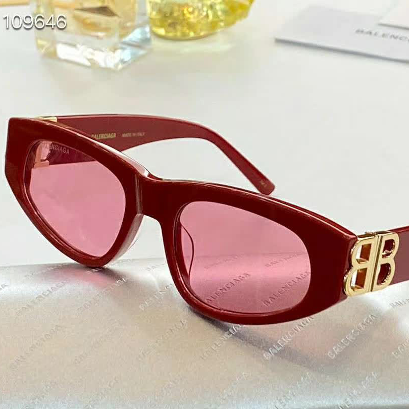 ☆「时尚达人首选」巴黎世家Balenciaga☆2020全网最新太阳眼镜流行趋势销量排行第一,让你做最耀眼最酷的时尚达人