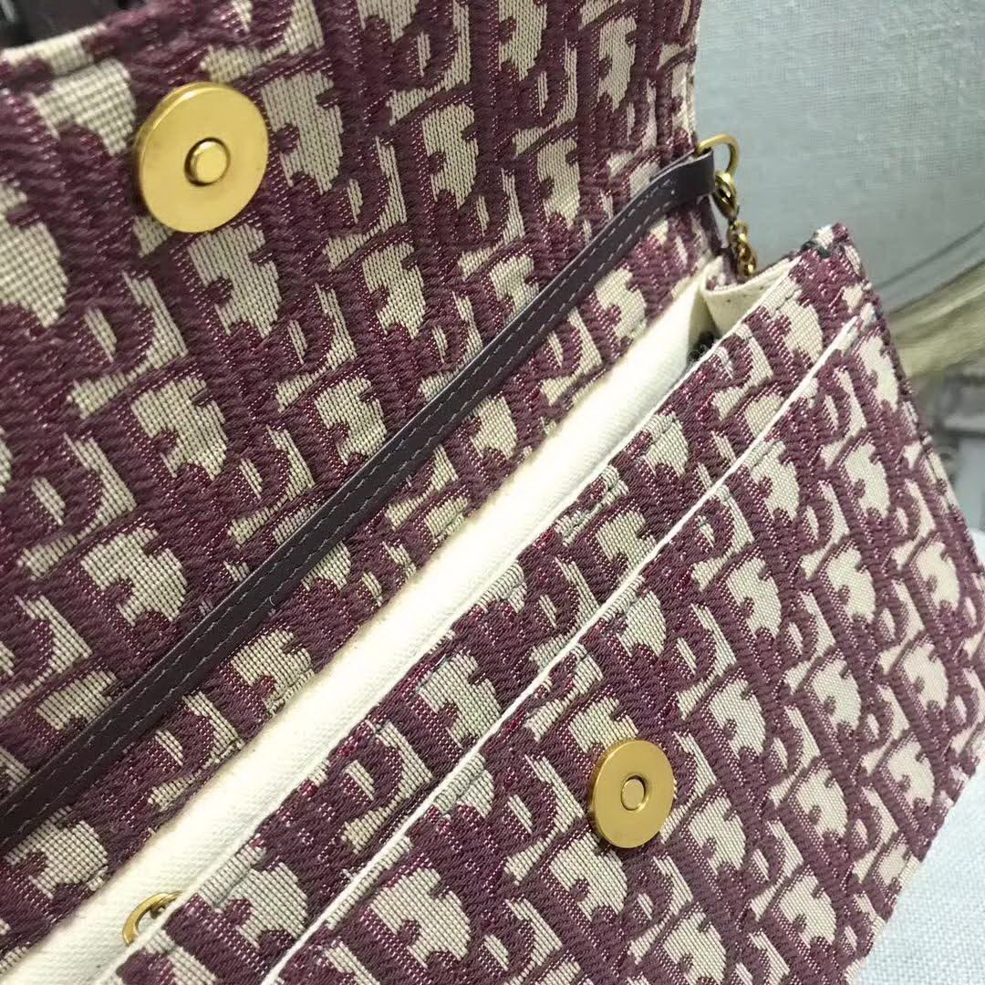 【原版皮】迪奥/Dior 链条包，选用Oblique提花帆布搭配同色系牛皮皮革裁制而成，缀以D字徽标设计，拆了链条又能当手包，另配：手挽带一条